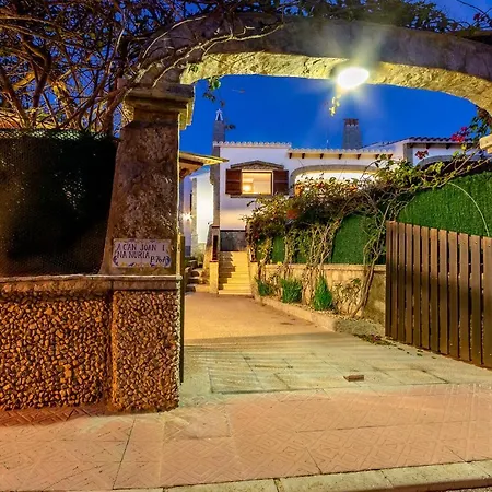 Joan I Nuria By Homevillas360 * 에스 메르카달